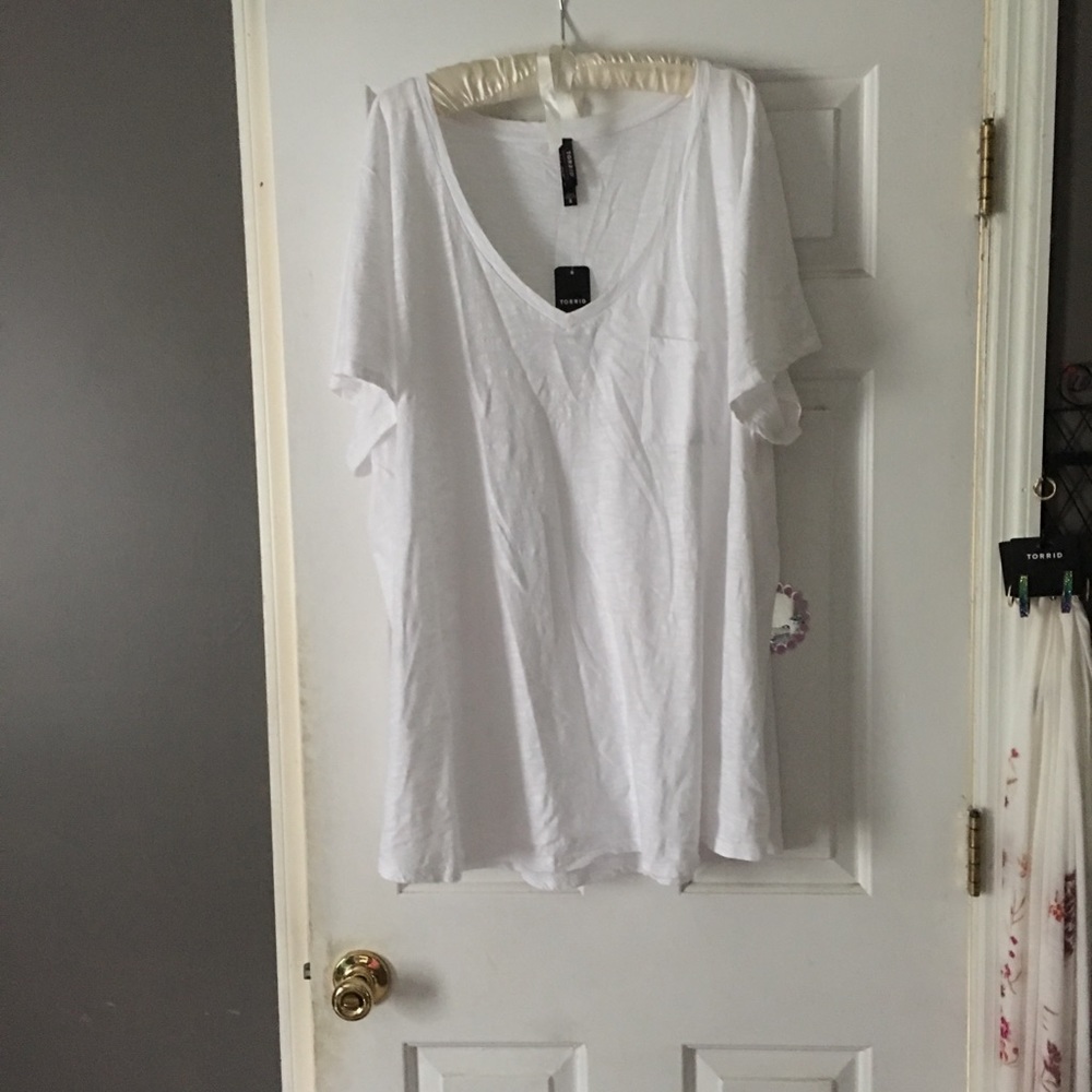 Torrid 5X White Slub knit Tee